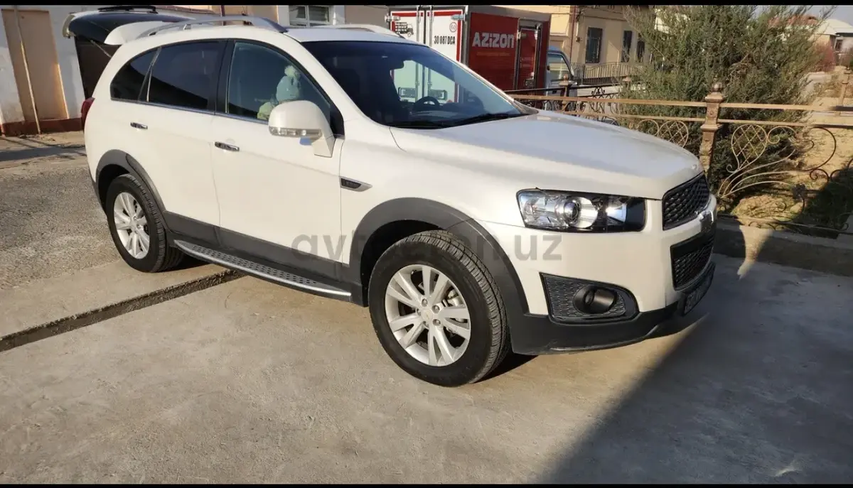 Chevrolet Captiva,  3 позиция
