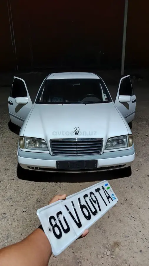 Mercedes-Benz C 200