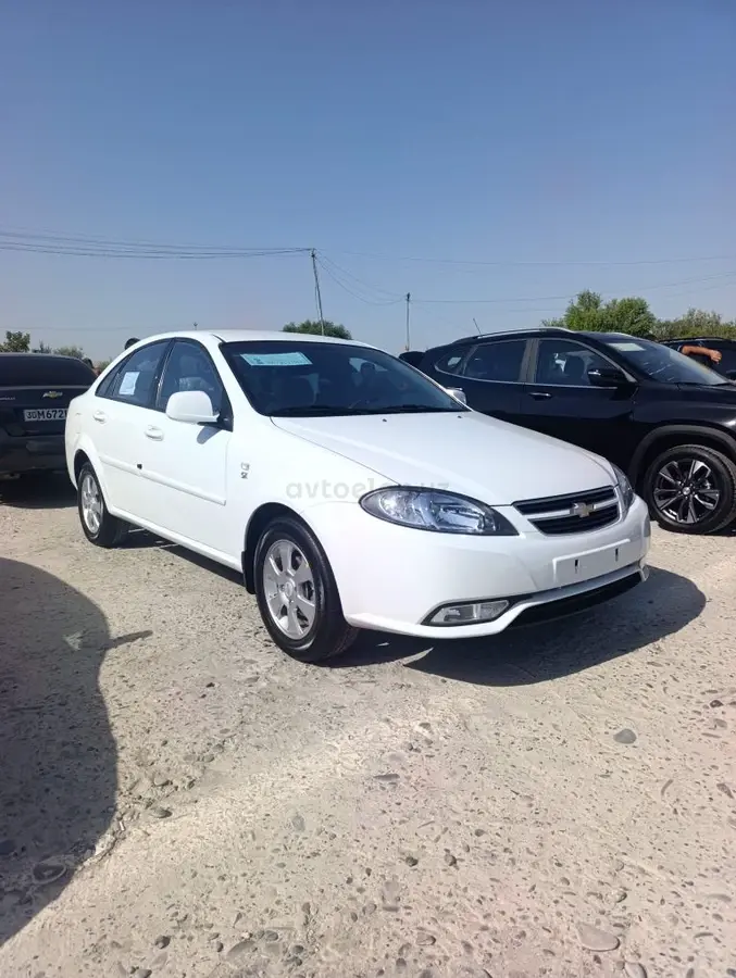 Chevrolet Gentra,  2 позиция