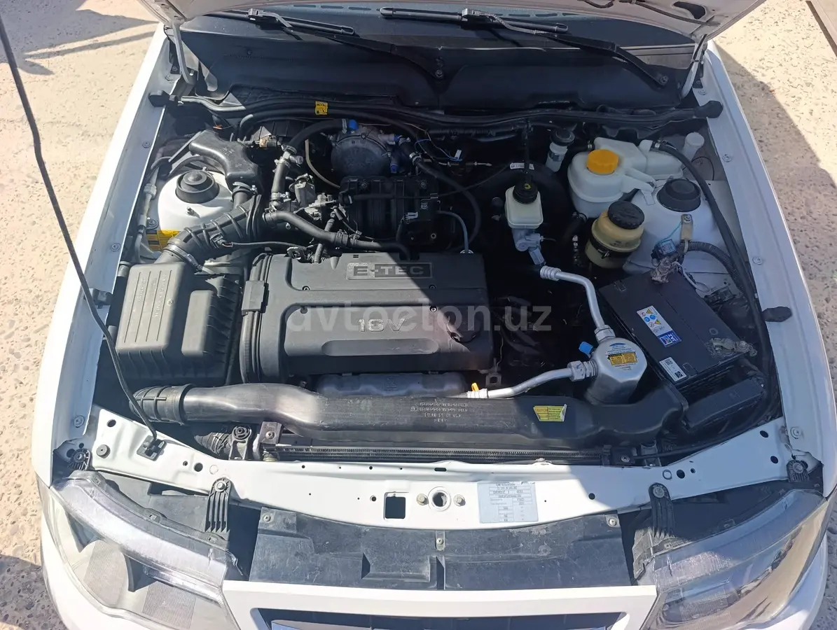 Chevrolet Nexia 2,  4 позиция DOHC