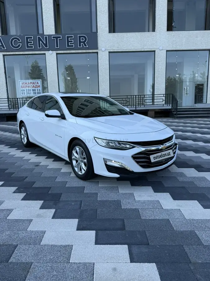 Chevrolet Malibu 2