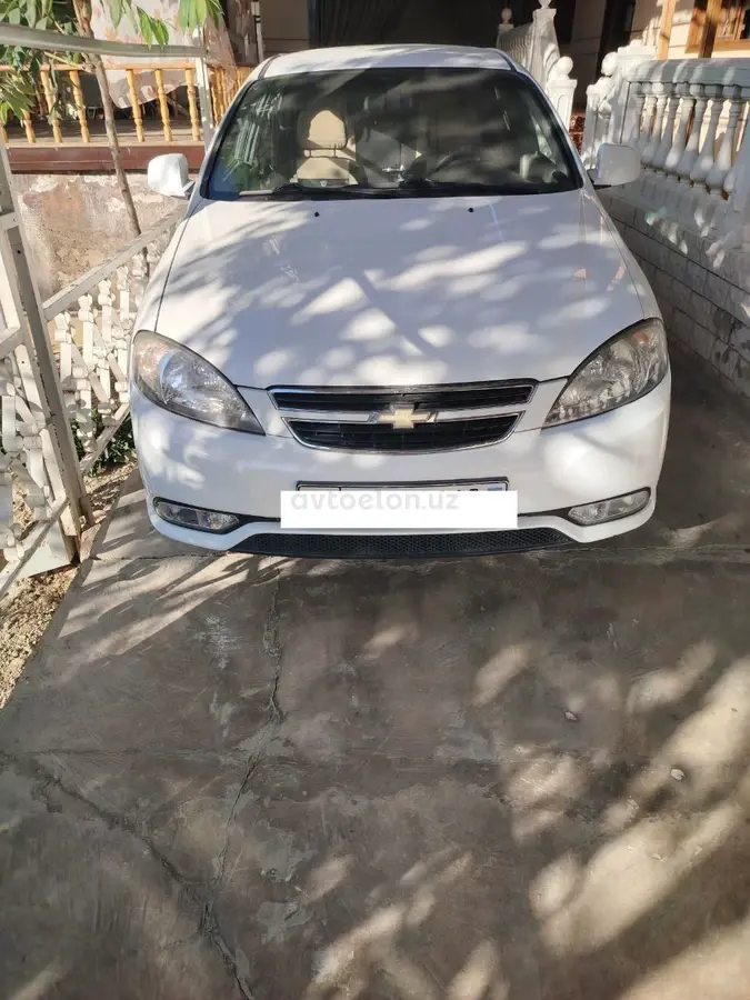 Chevrolet Gentra,  1 позиция