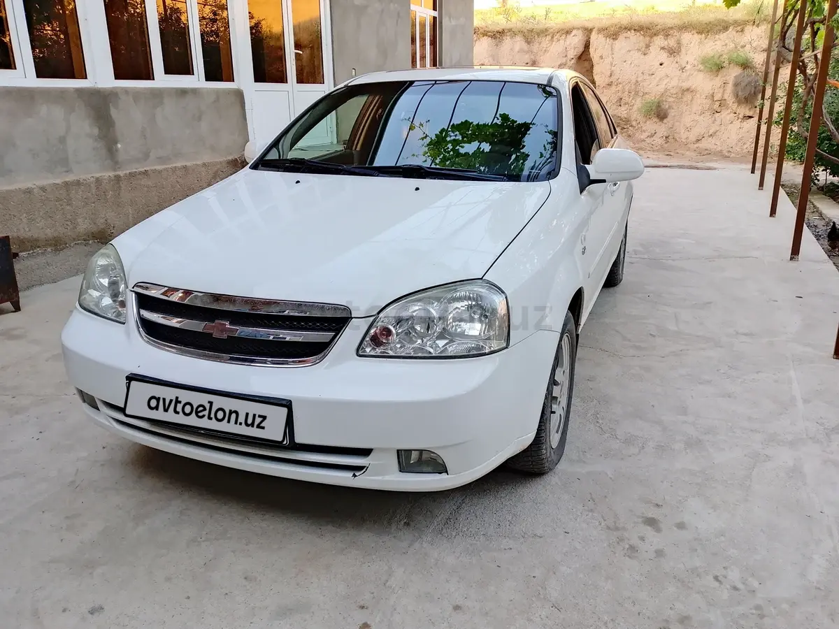 Chevrolet Lacetti,  3 позиция