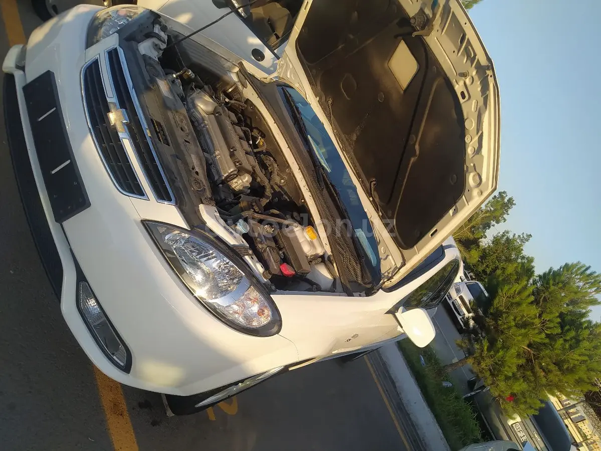 Chevrolet Gentra,  1 позиция