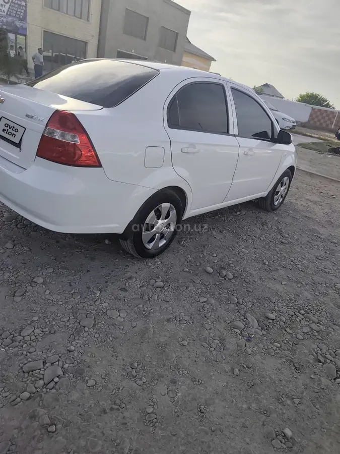 Chevrolet Nexia 3,  2 позиция