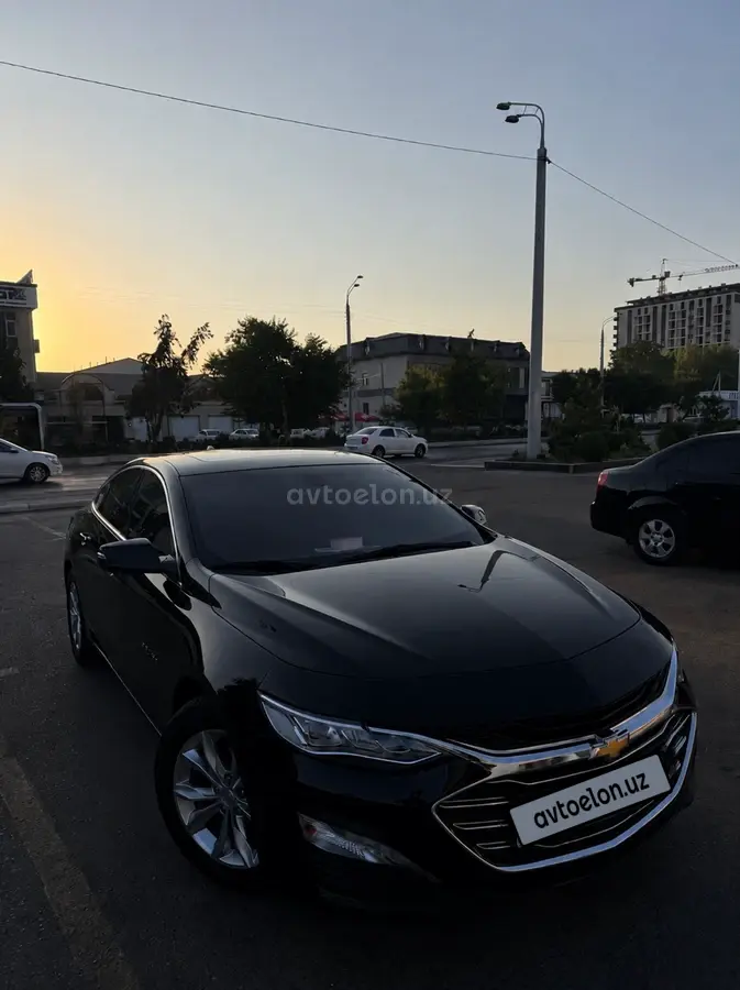 Chevrolet Malibu 2