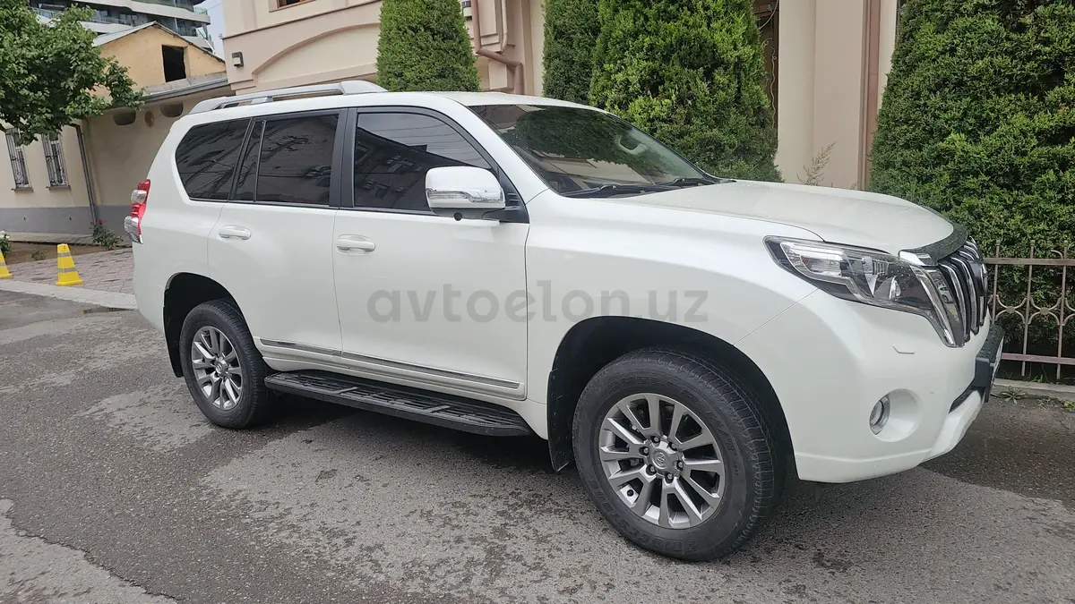 Toyota Land Cruiser Prado