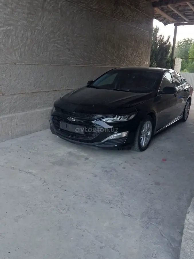 Chevrolet Malibu 2