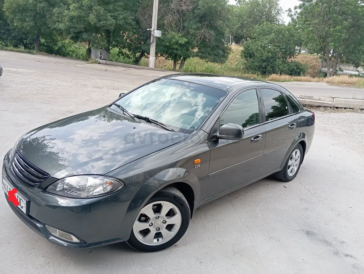 Chevrolet Gentra,  3 позиция