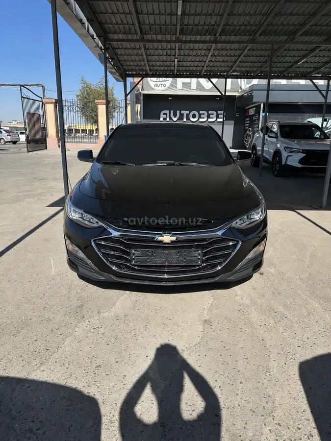 Chevrolet Malibu 2