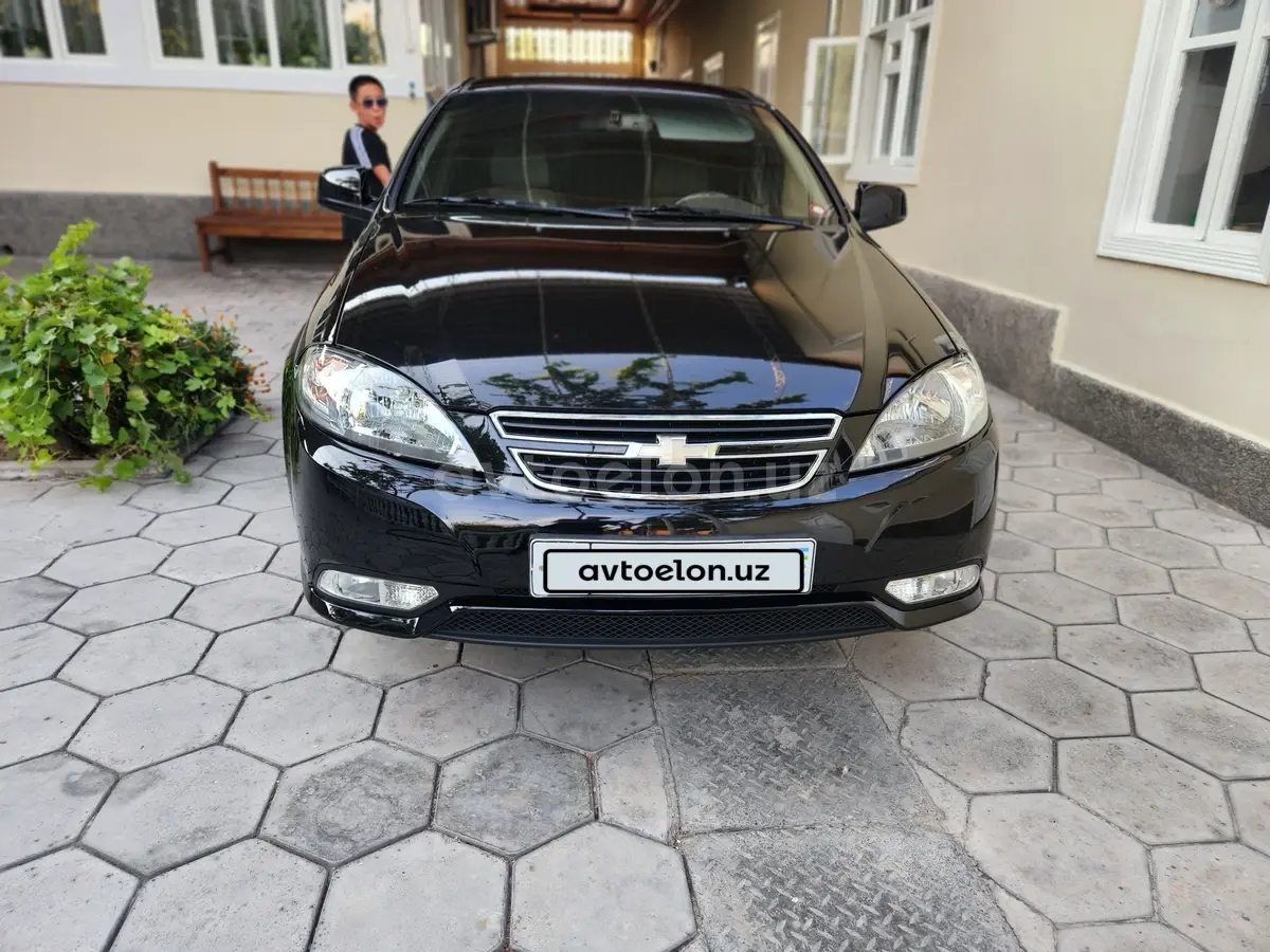 Chevrolet Gentra,  3 позиция