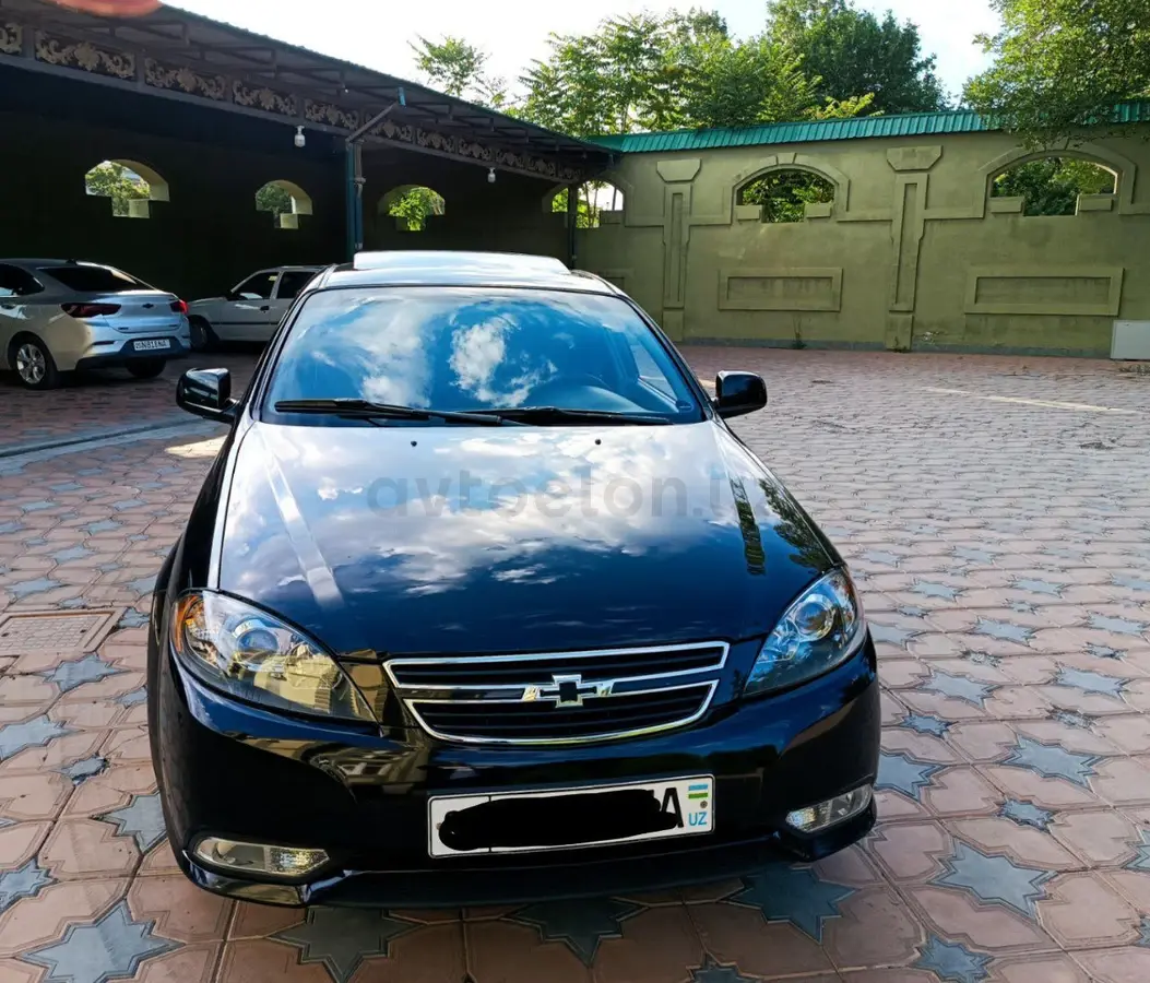 Chevrolet Gentra,  3 позиция