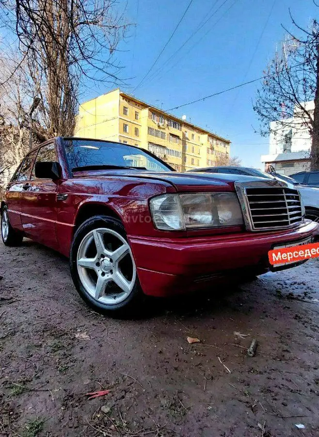 Mercedes-Benz 190