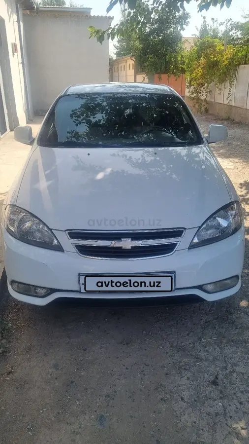 Chevrolet Gentra,  3 позиция