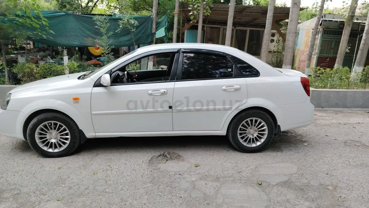Chevrolet Lacetti,  1 позиция