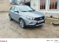 Мокрый асфальт ВАЗ (Lada) Vesta 2019 года, КПП Робот, в Наманган за 9 000 y.e. id7065543