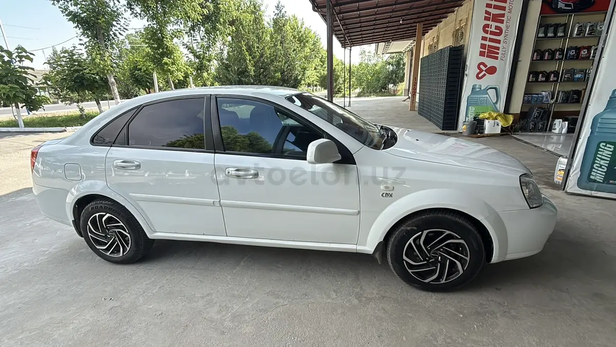 Chevrolet Lacetti,  2 позиция