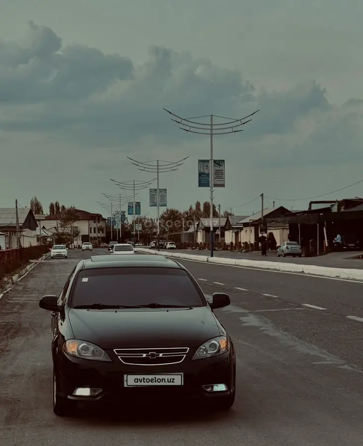Chevrolet Gentra,  3 позиция