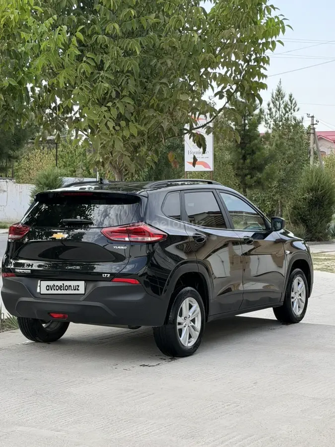 Chevrolet Tracker 2