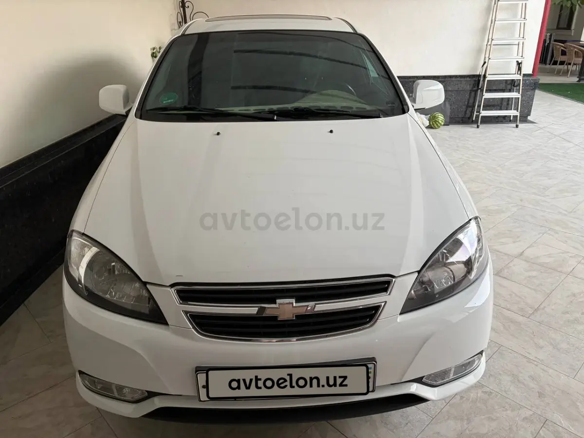 Chevrolet Gentra,  3 позиция