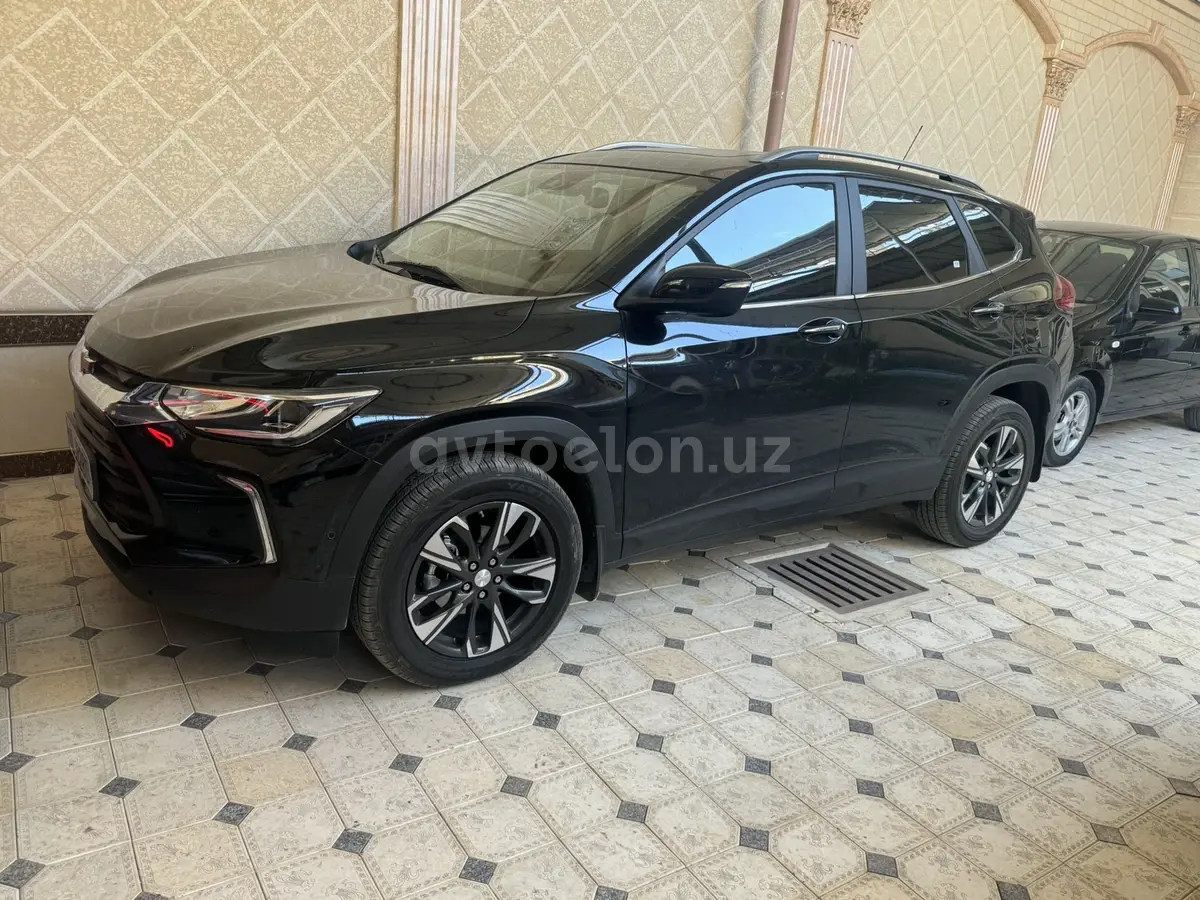 Chevrolet Tracker 2