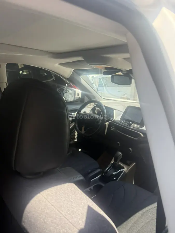 Chevrolet Tracker 2