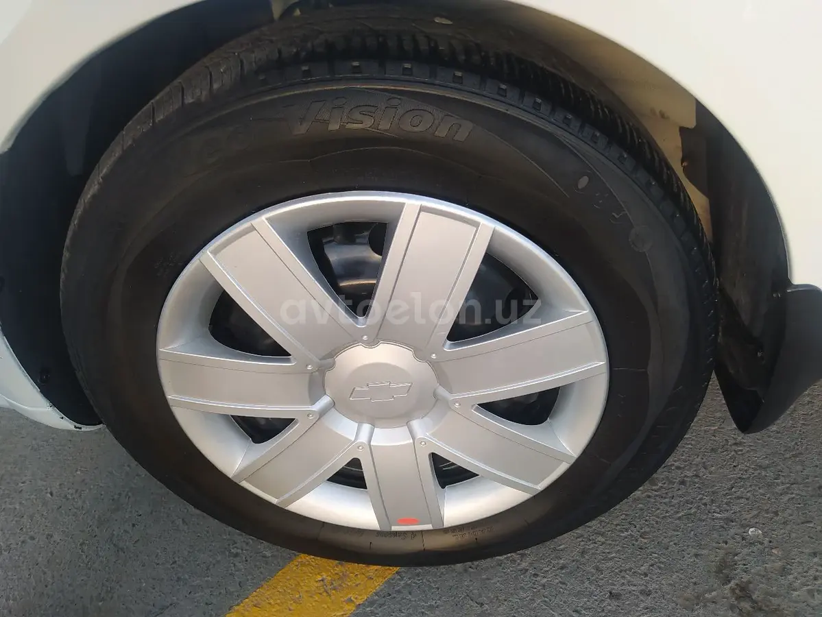 Chevrolet Lacetti,  1 позиция
