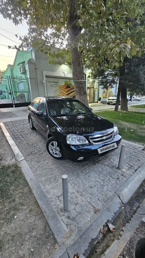 Chevrolet Lacetti,  3 позиция