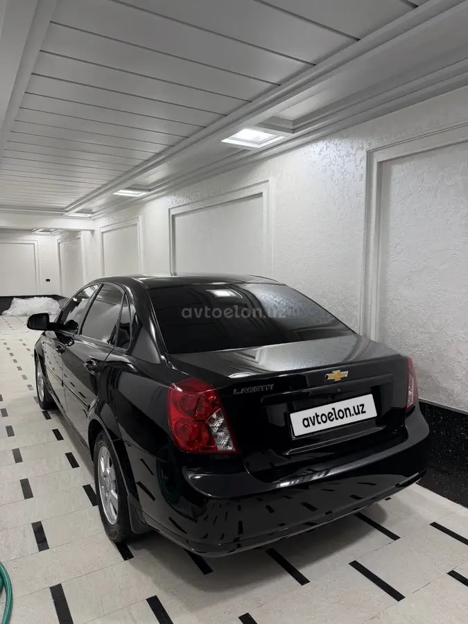 Chevrolet Gentra,  3 позиция