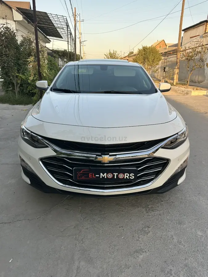 Chevrolet Malibu 2