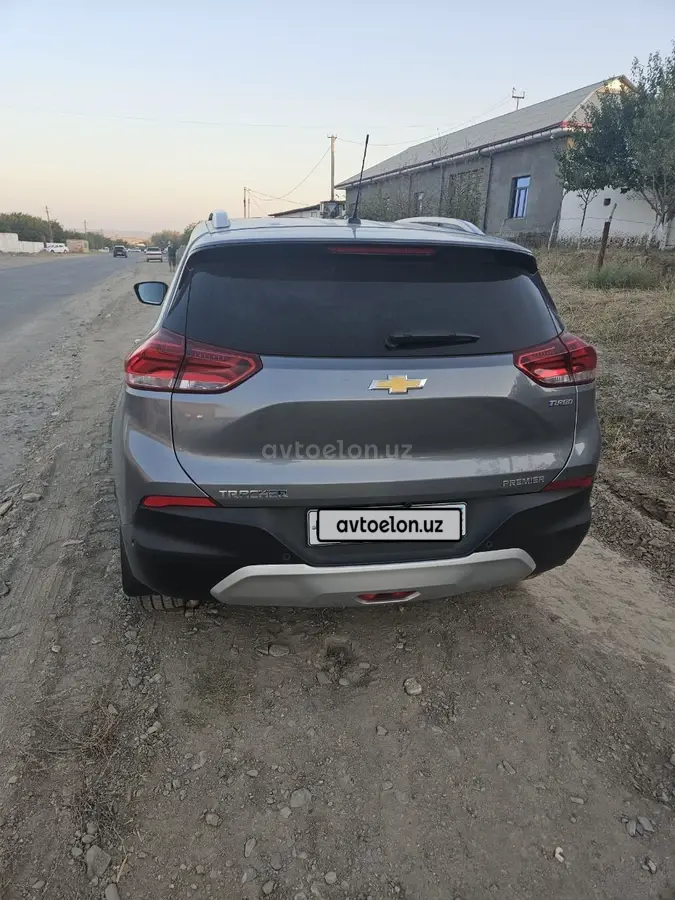 Chevrolet Tracker 2