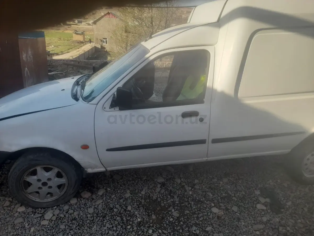 Ford Courier