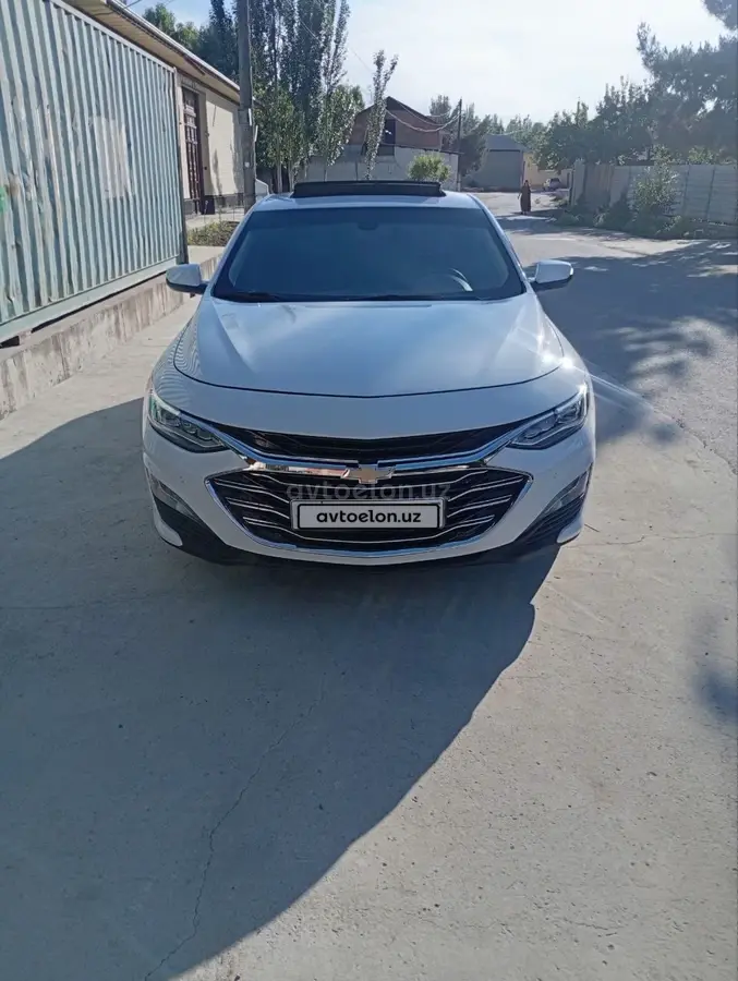 Chevrolet Malibu 2