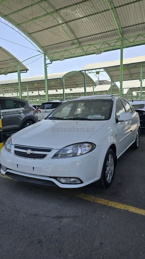 Chevrolet Gentra,  3 позиция