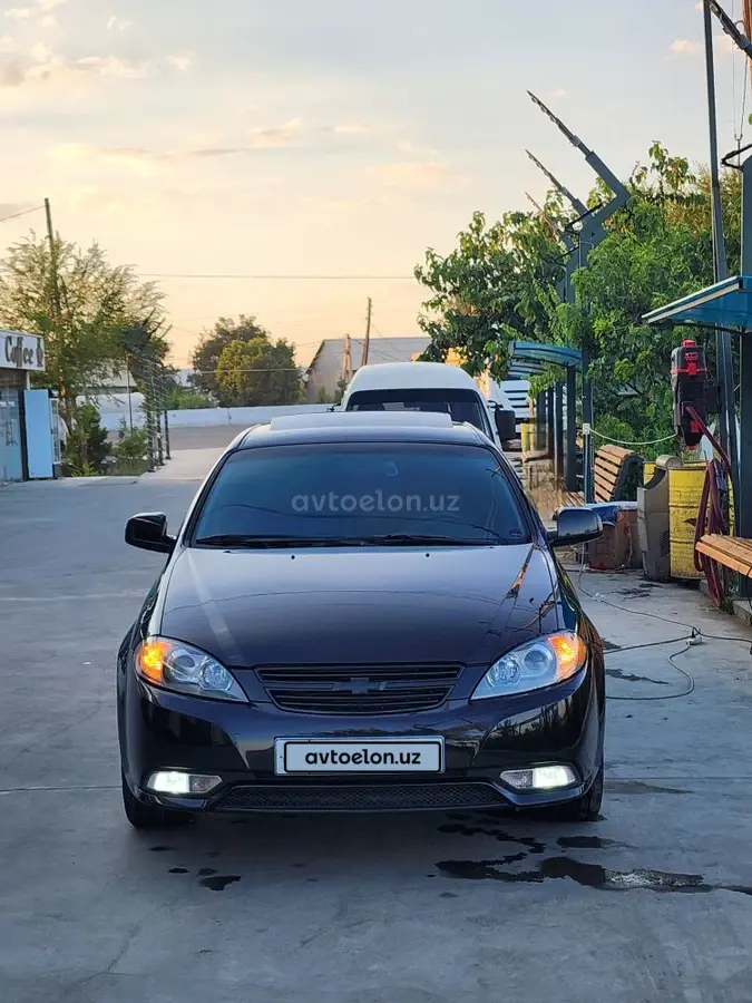 Chevrolet Gentra,  3 позиция