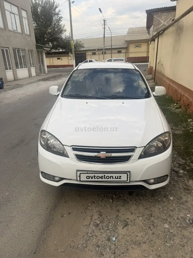 Chevrolet Gentra,  1 позиция