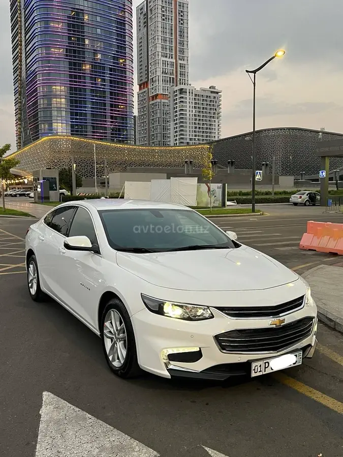 Chevrolet Malibu 2
