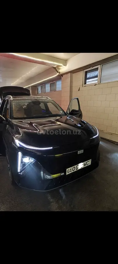 Geely Galaxy L7