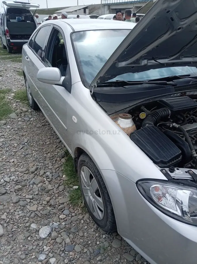 Chevrolet Gentra,  1 позиция