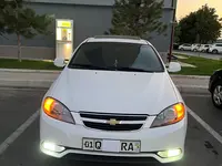 Белый Chevrolet Gentra, 3 позиция 2021 года, КПП Автомат, в Ташкент за 12 000 y.e. id7535399