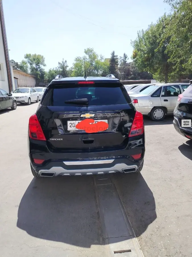 Chevrolet Tracker,  1 позиция