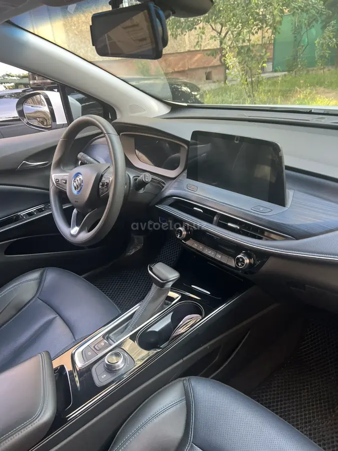Buick Velite 6