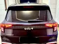 Мокрый асфальт Kia Carens 2025 года, КПП Автомат, в Ташкент за 24 000 y.e. id7486271