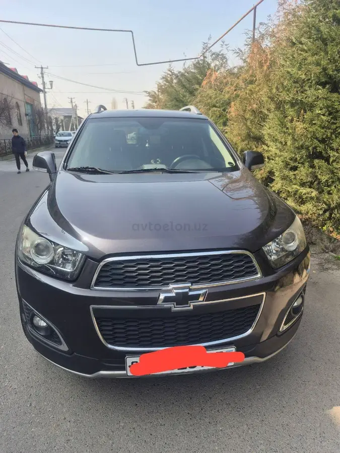 Chevrolet Captiva,  3 позиция