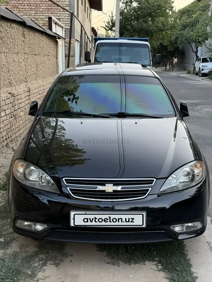 Chevrolet Gentra,  3 позиция