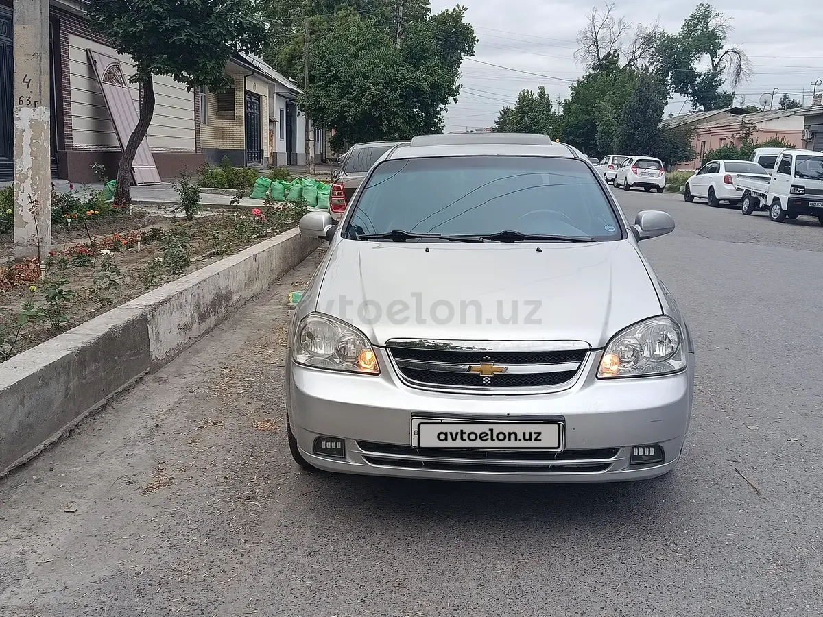 Chevrolet Lacetti,  3 позиция
