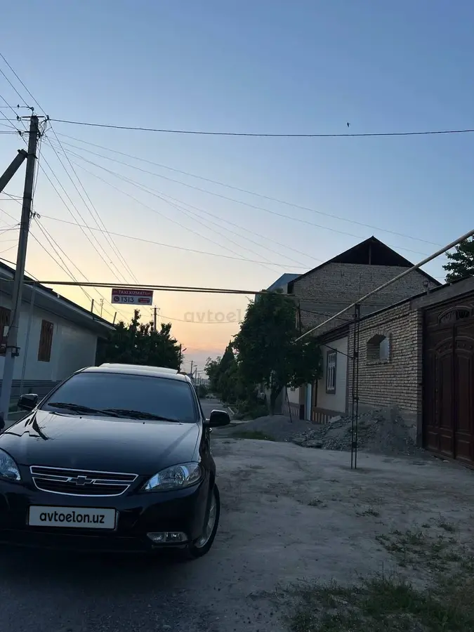 Chevrolet Lacetti,  3 позиция