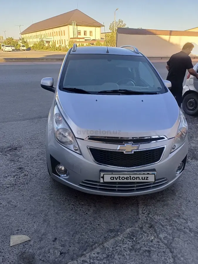 Chevrolet Spark,  3 позиция