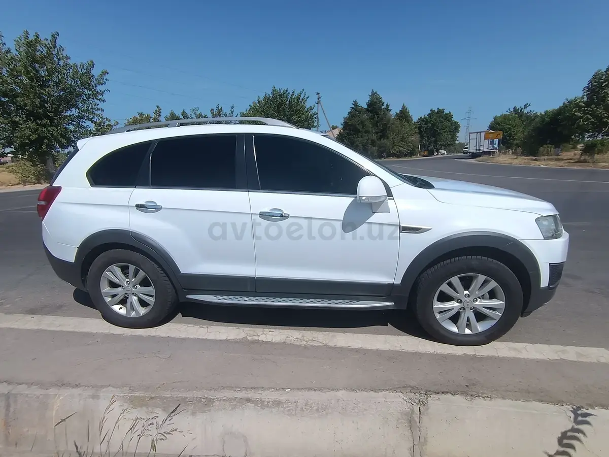 Chevrolet Captiva,  3 позиция