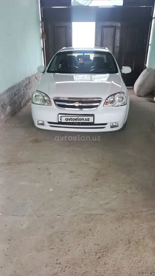 Chevrolet Lacetti,  3 позиция